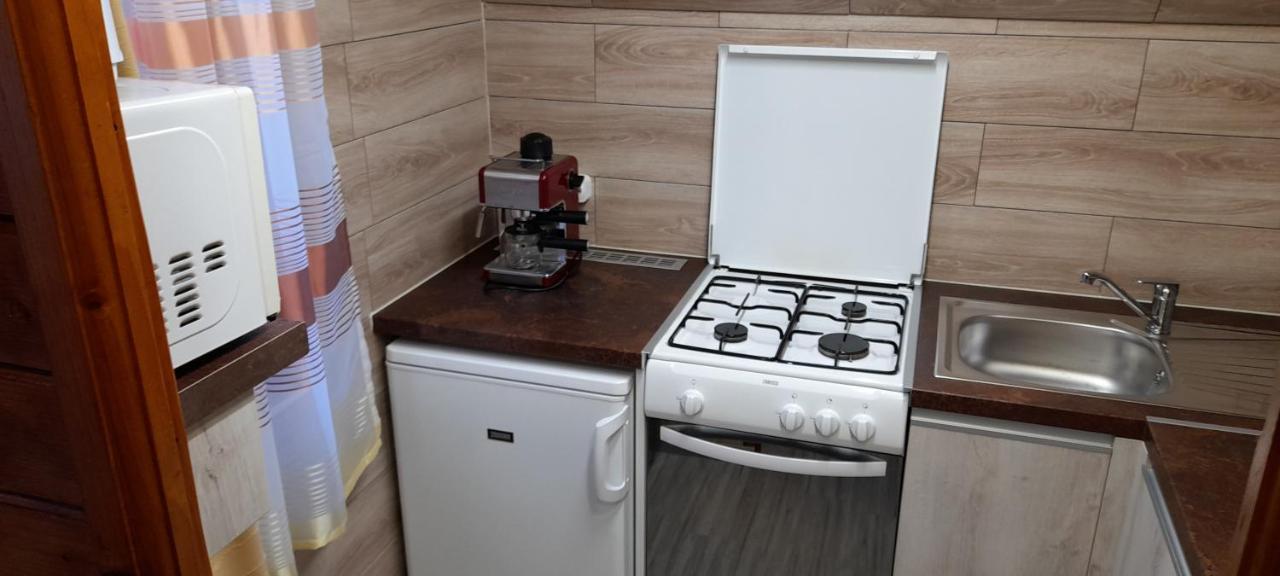 Keri Apartman Mosonmagyaróvár Exterior foto