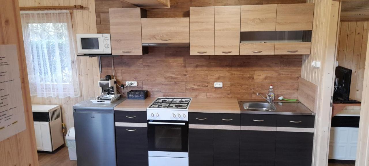 Keri Apartman Mosonmagyaróvár Exterior foto