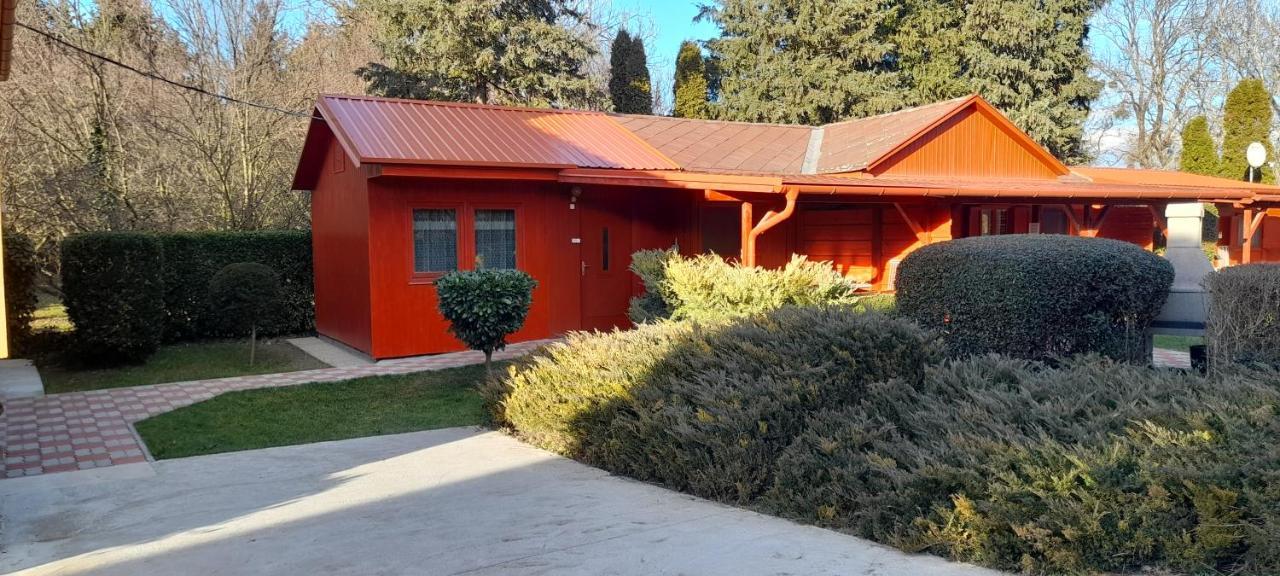Keri Apartman Mosonmagyaróvár Exterior foto