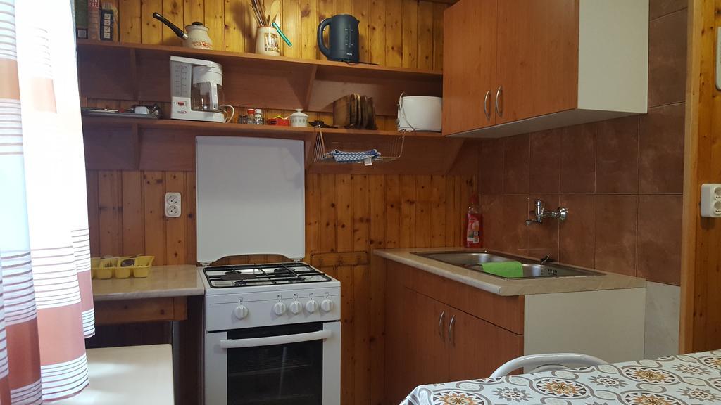 Keri Apartman Mosonmagyaróvár Exterior foto